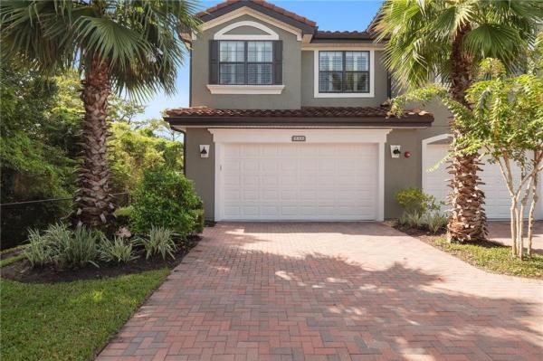 GREENS AT TUSCAWILLA