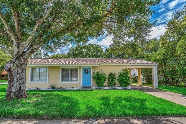 MONTPELIER VILLAGE PH 02