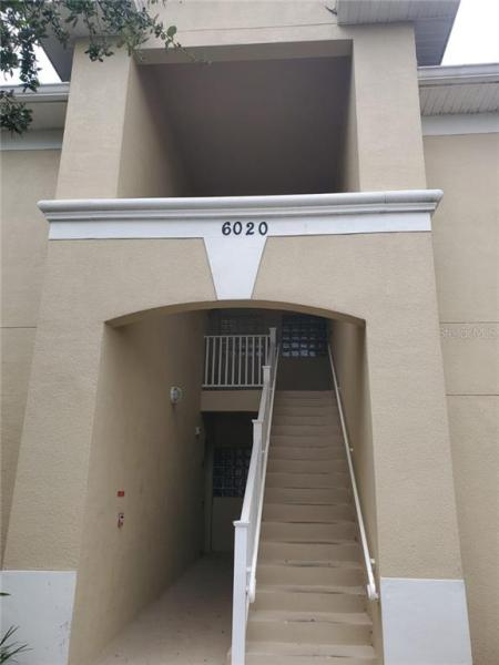 VILLAGES OF BLOOMINGDALE CONDO