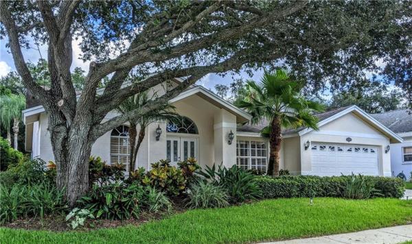 GROVES AT COBBS LANDING