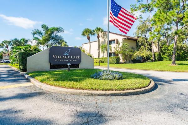 VILLAGE LAKE CONDO