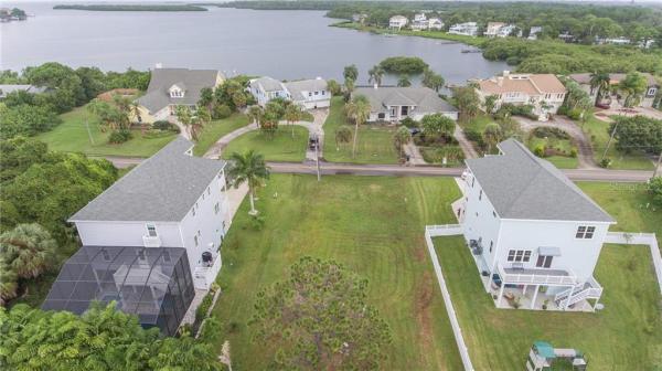 INDIAN BLUFF ESTATES