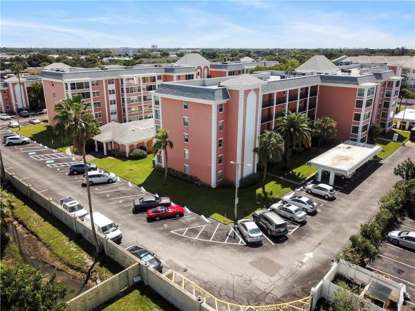 CROSSWINDS COLONY ONE CONDO