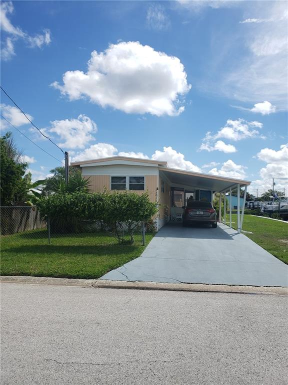 SIGNAL COVE - фото