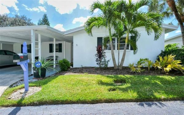 GULF GATE GARDEN HOMES E