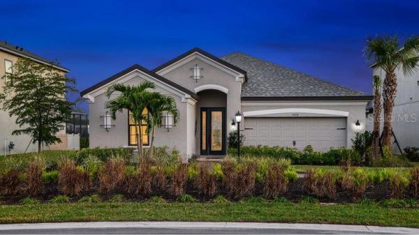 GRANDVIEW AT THE HEIGHTS