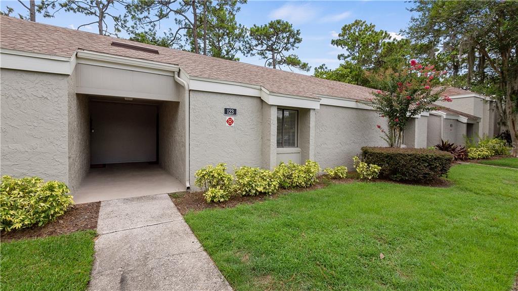 SPRINGWOOD VILLAGE - фото