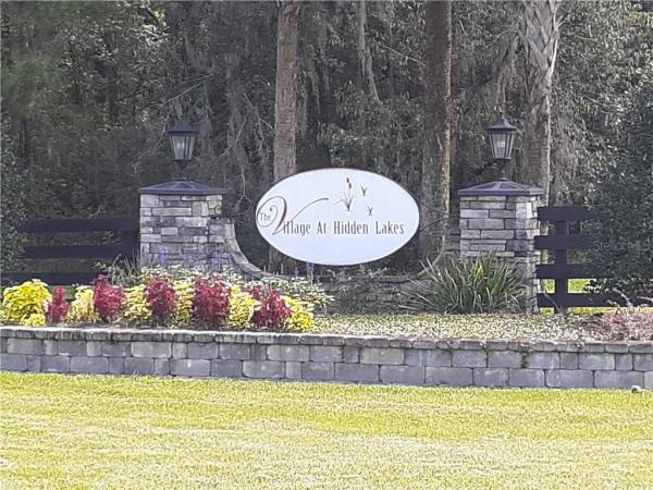 VILLAGE/HIDDEN LAKES