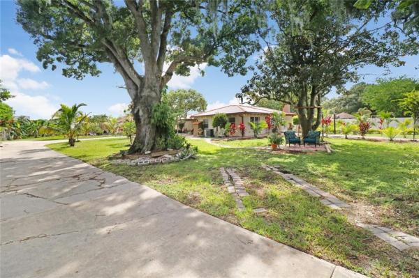 FLORIDA GARDEN LANDS REV M