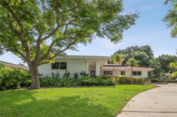 EAGLES NEST GARDENS ESTATES