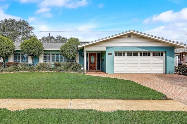 HOLIDAY PARK 7TH ADD