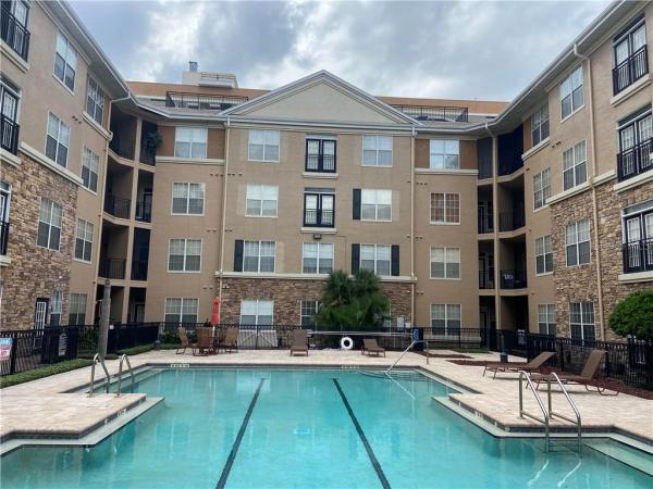 VILLA SONOMA AT INTERNATIONAL