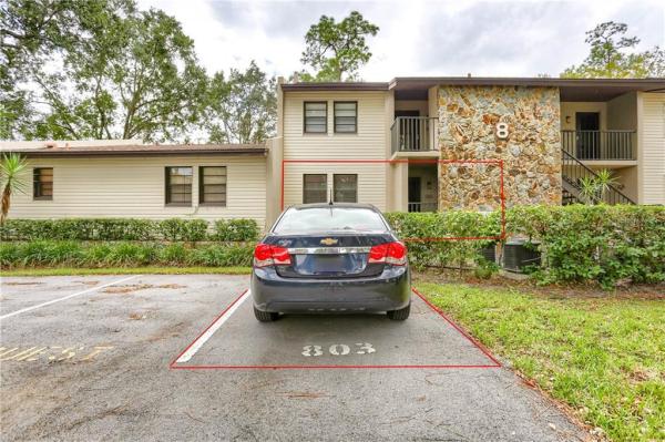 OAKS OF TARPON WOODS CONDO