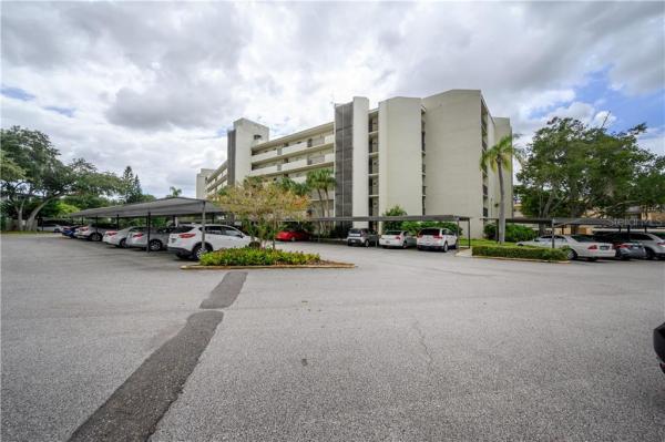 THE FAIRWAY AT PENTHOUSE GREENS