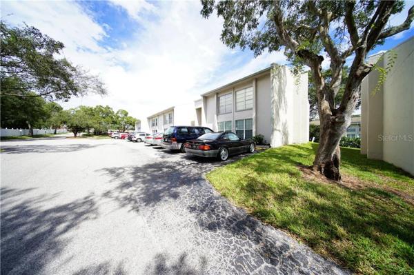 COACHMAN CREEK CONDO