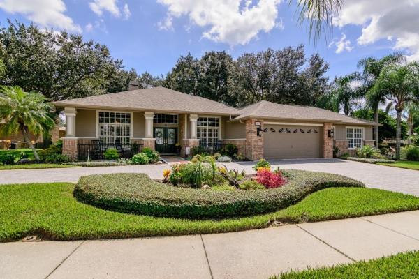 VILLAGES AT FOX HOLLOW