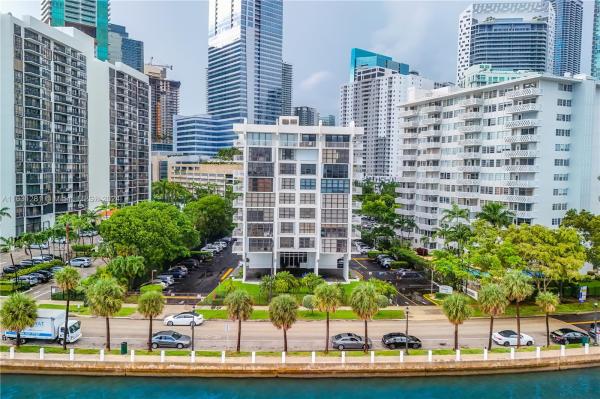 BRICKELL SHORES CONDO