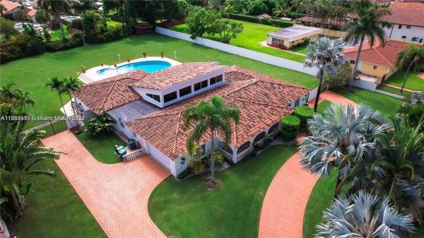 CORAL WAY ESTATES