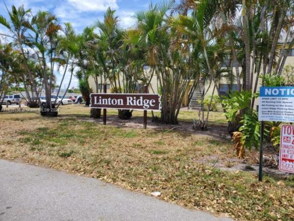 LINTON RIDGE CONDO