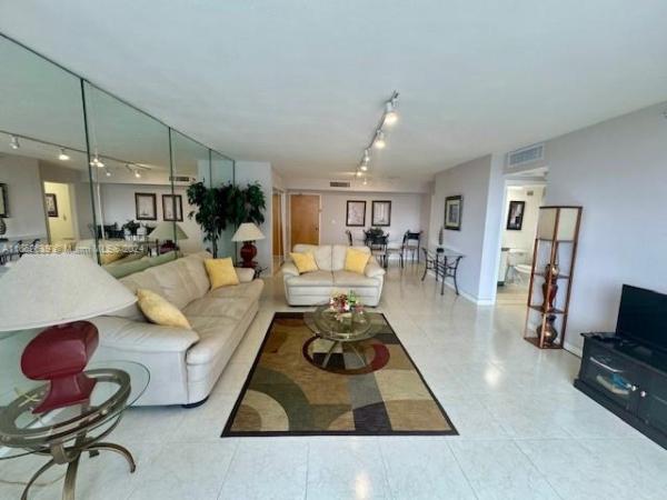 9195 COLLINS AVE #512, SURFSIDE, FL 33154