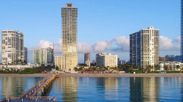 16699 COLLINS AVE #902, SUNNY ISLES BEACH, FL 33160