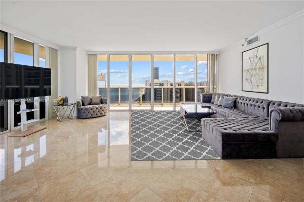 1830 S OCEAN DR #2202, HALLANDALE BEACH, FL 33009