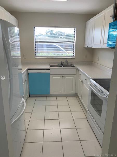 SOUTH SHORE 4 OF WELLINGT