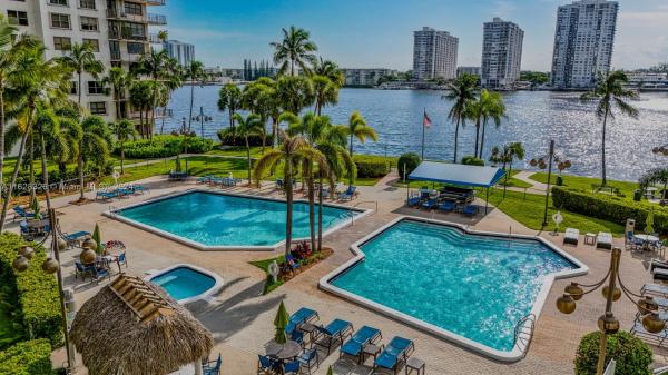 Tower at Biscayne Cove