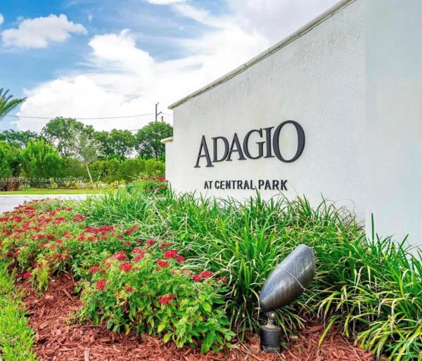 ADAGIO CENTRAL PARK