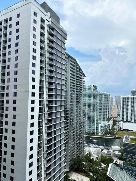 BRICKELL HEIGHTS EAST CON