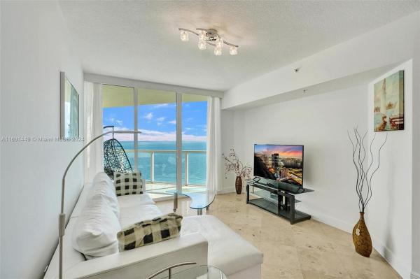 16699 COLLINS AVE #3310, SUNNY ISLES BEACH, FL 33160