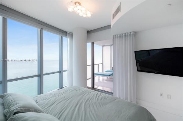 JADE OCEAN CONDO