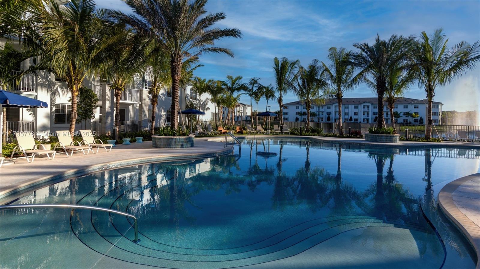 Elan Polo Gardens - фото