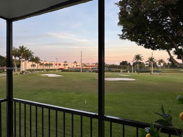 HOLLYBROOK GOLF AND TENNI