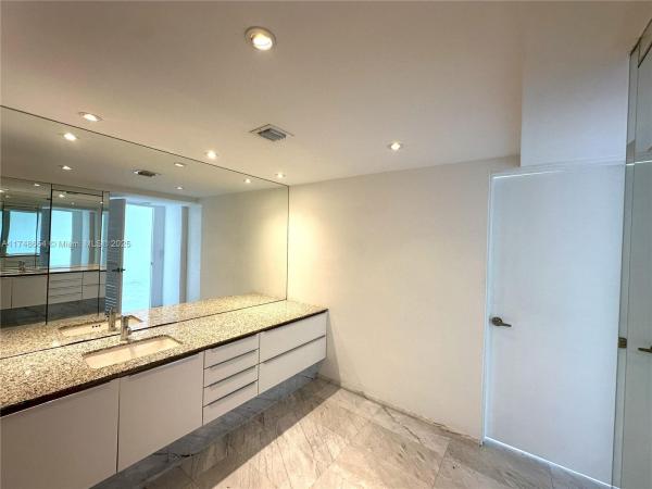 VECINO DEL MAR CONDO