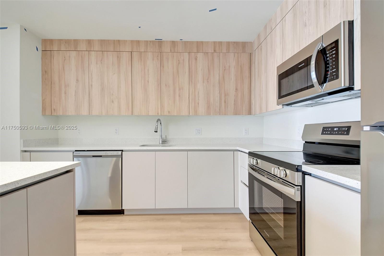 LAKE WORTH HEIGHTS - фото