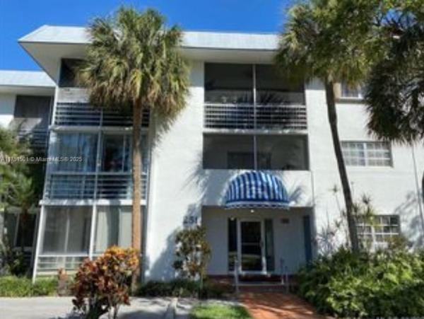 KEY BISCAYNE VI CONDO