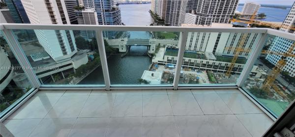 BRICKELL ON THE RIVER N T