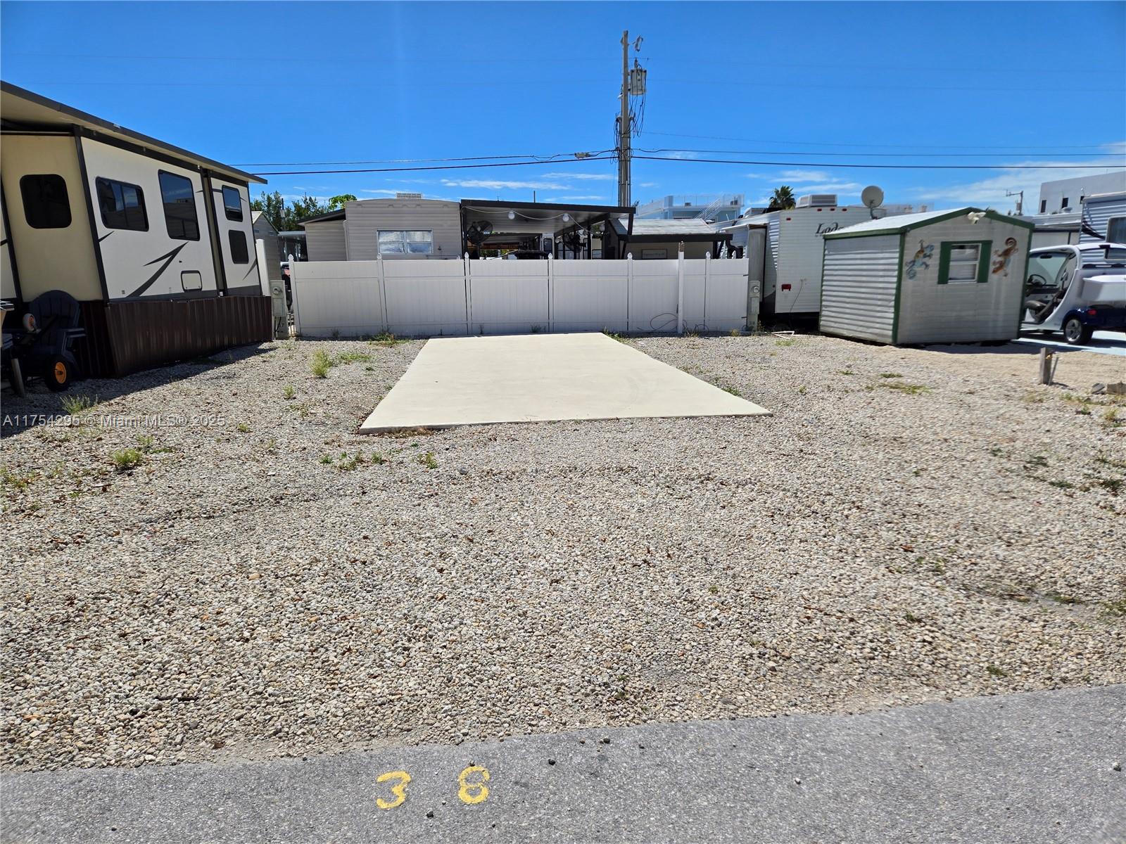 CALUSA CAMPGROUND - фото