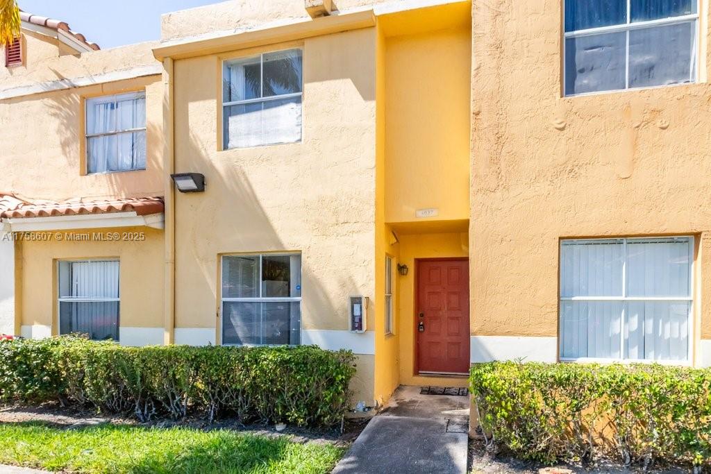 SORRENTO LAKES - фото