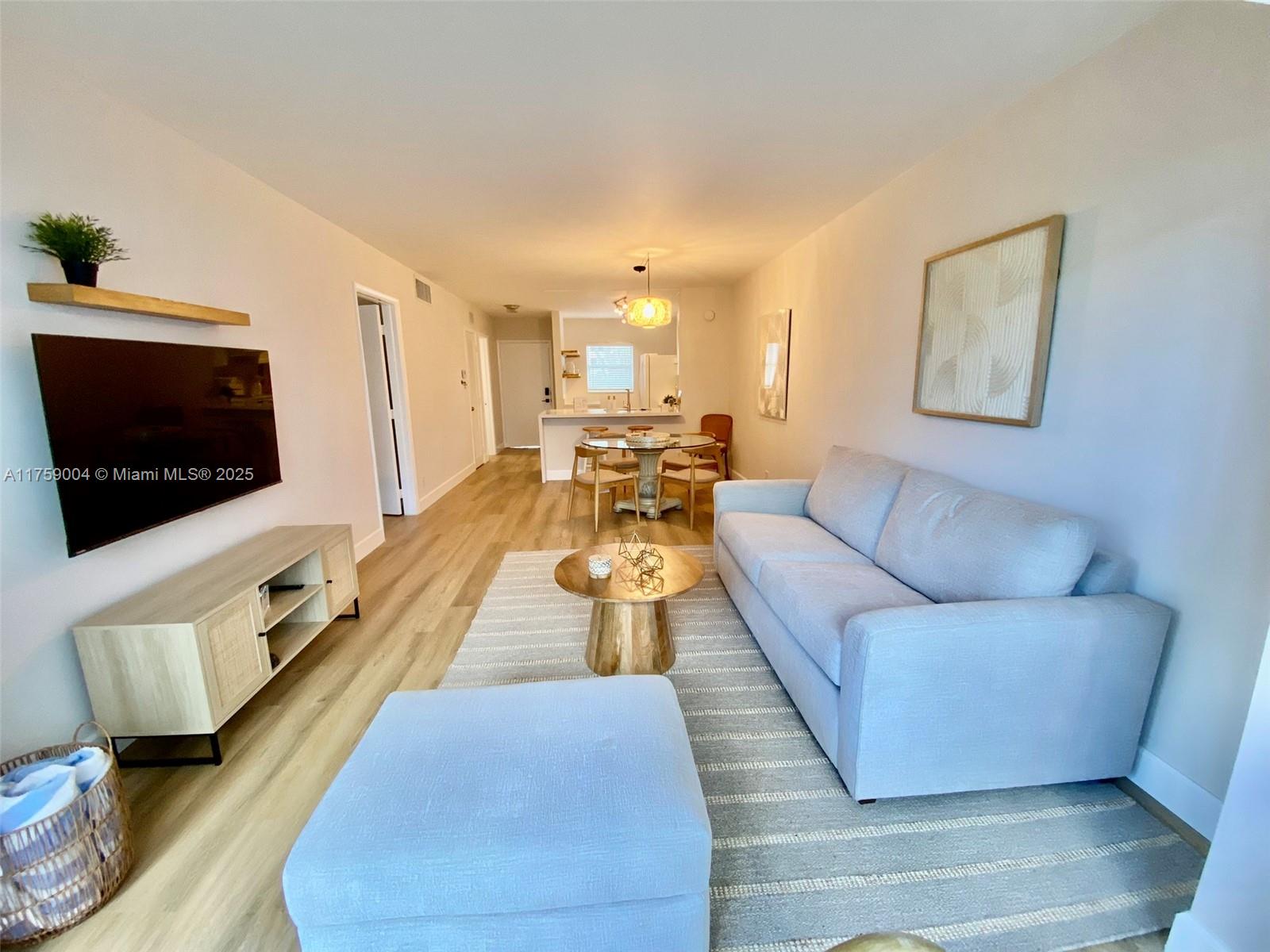 GARDENS BY THE SEA CONDO - фото