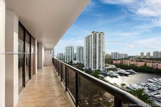 TURNBERRY ISLE SOUTH COND