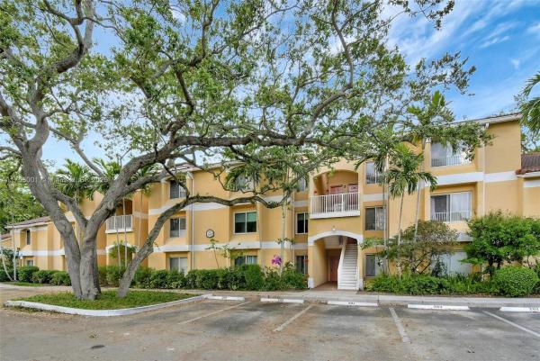 SAILBOAT POINTE CONDO