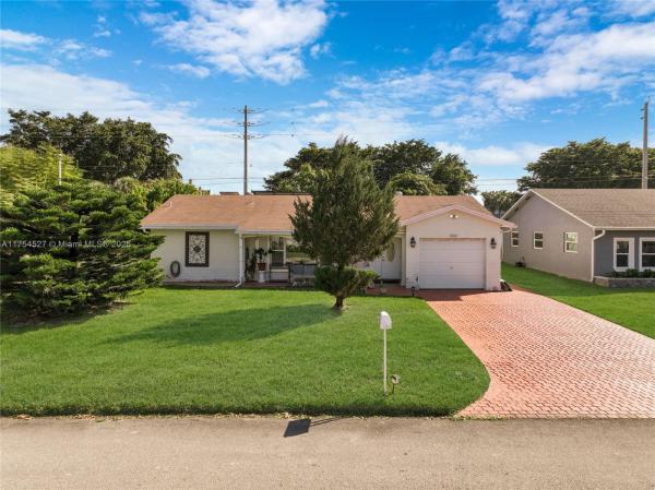 WESTWOOD COMMUNITY 4