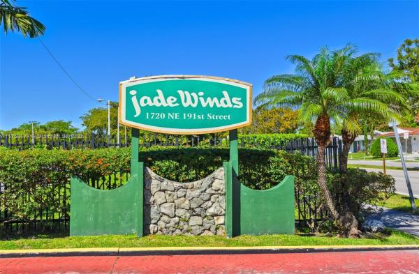 JADE WINDS