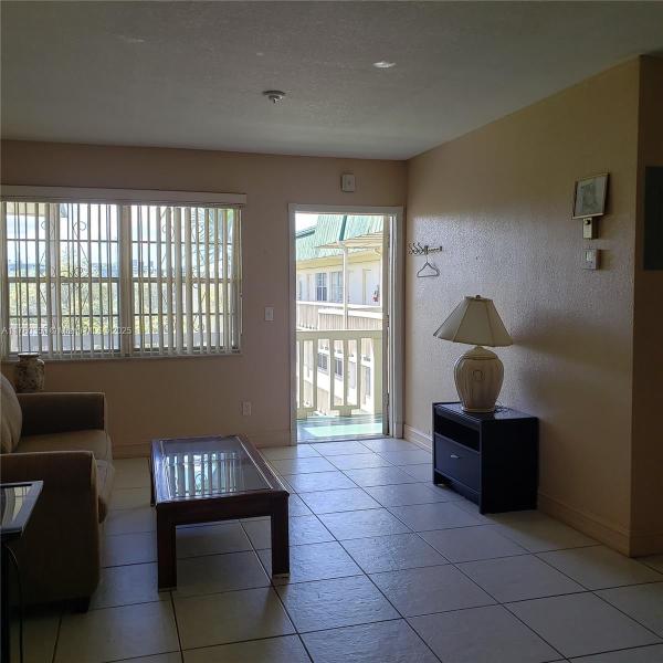 17 green condo