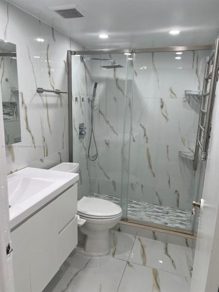 CAMBRIDGE CONDO
