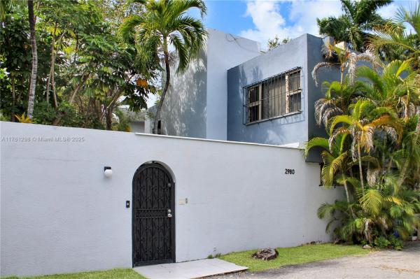 COCONUT TOWNVILLAS CONDO