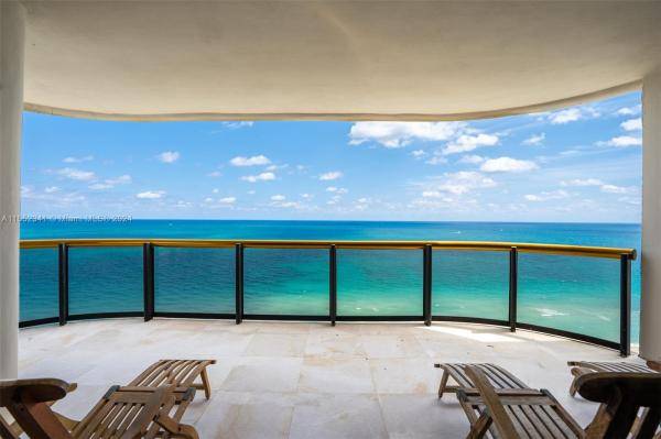 BAL HARBOUR TOWER CONDO - фото
