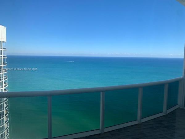 15811 COLLINS AVE #4203, SUNNY ISLES BEACH, FL 33160